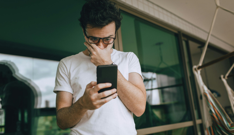 hogyan-tudunk-embernek-maradni-mikor-a-haborus-kepek-elarasztanak