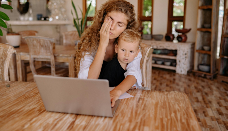 megfaradtal-az-anyasagban-ne-szegyelld-de-torodj-vele