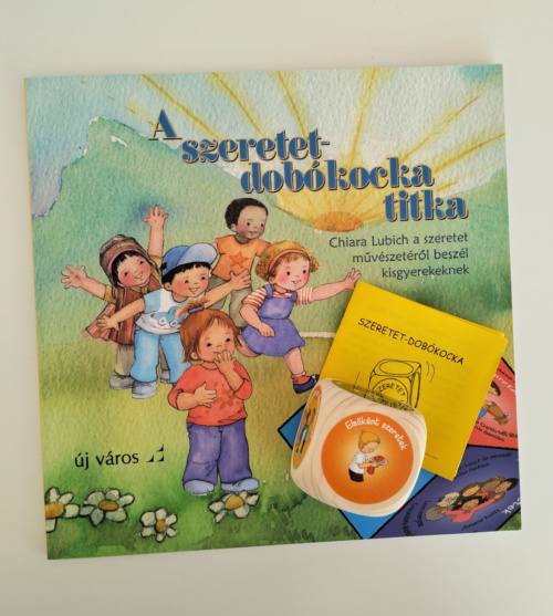 chiara-lubich-a-szeretet-dobokocka-titka-konyv-kocka